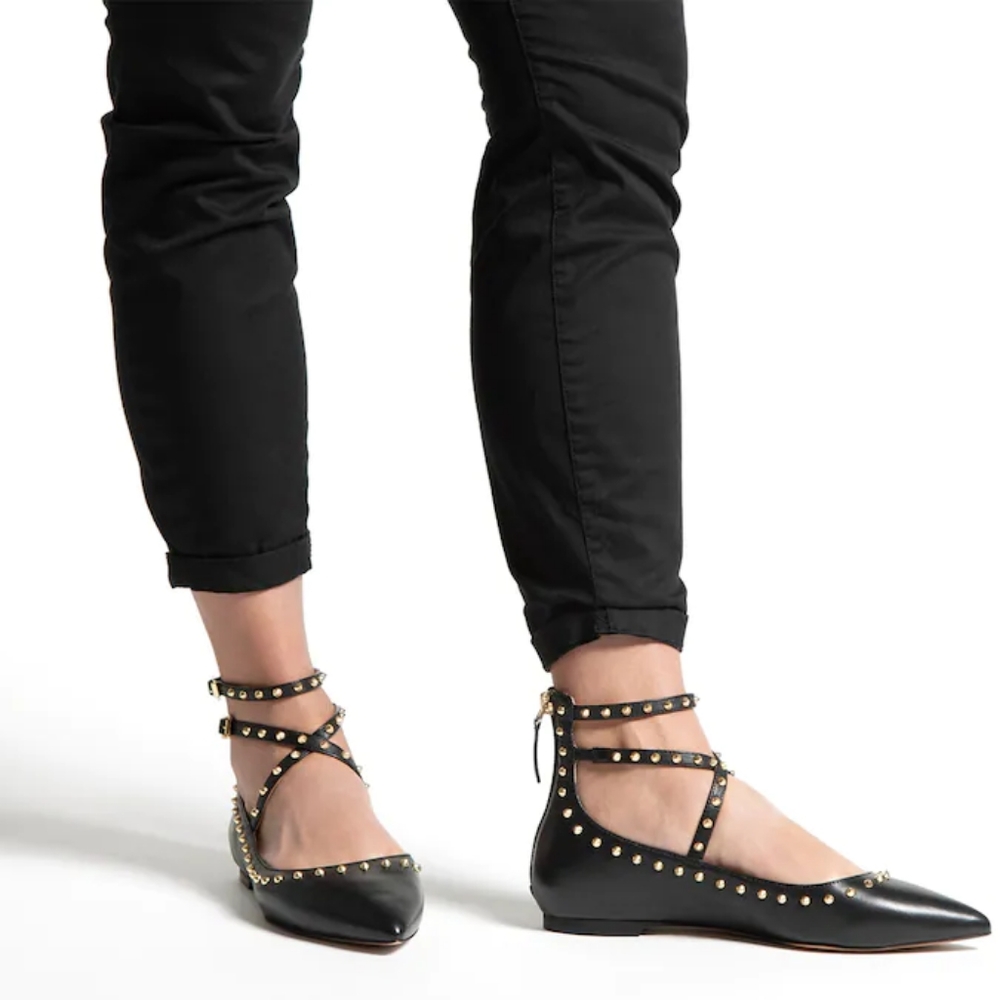 JLO Ayaba Flats